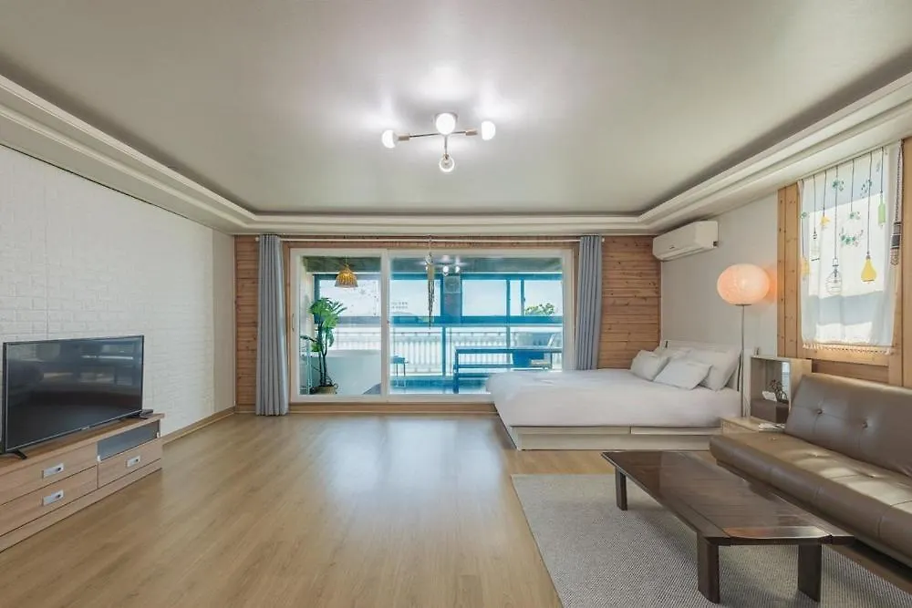 Guest house Stay Moon Spa Pension Ganghwa