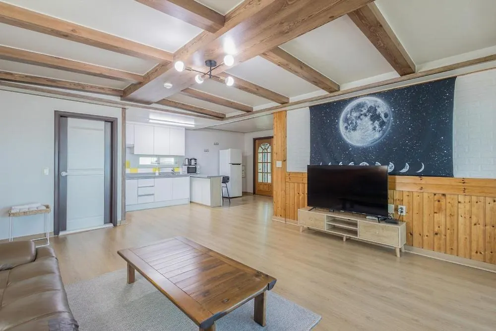 Stay Moon Spa Pension Ganghwa Guest house